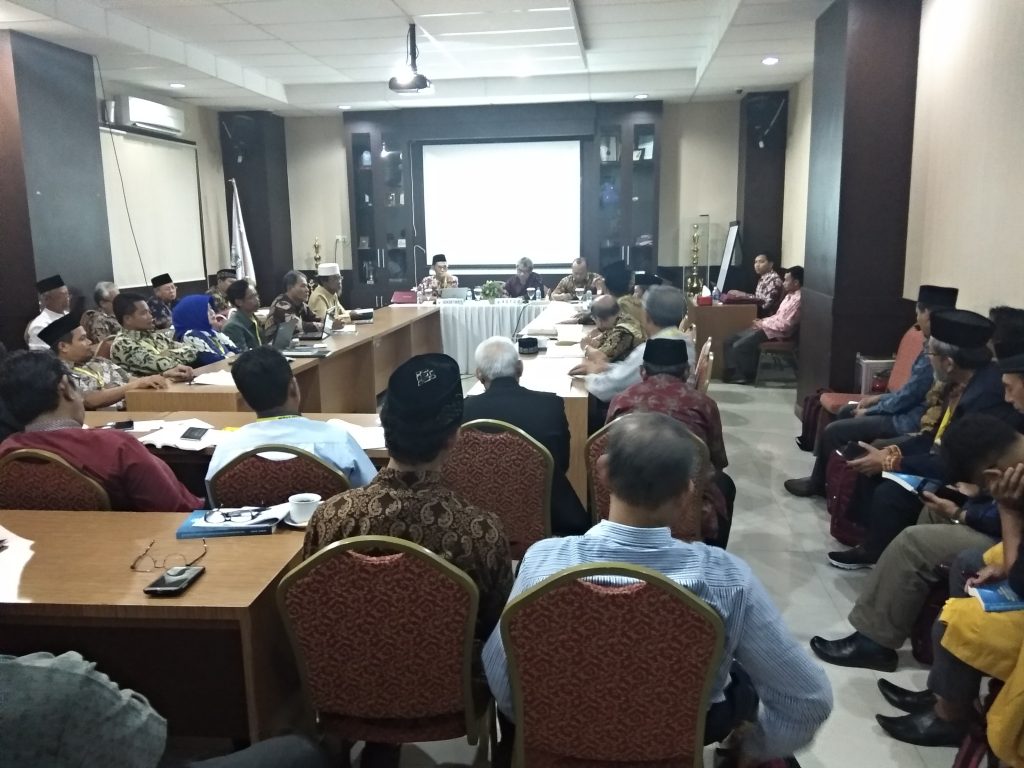 (Foto): Suasana Sidang Komisi II Munas Tarjih yang Membahas Fikih Informasi