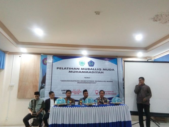 Menguatkan Islam Berkemajuan Unismuh Makassar Gelar Pelatihan Mubaligh