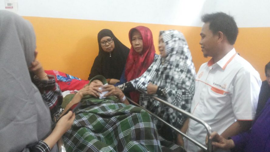 Lazismu Sidrap Bantu Warga Korban Kebakaran