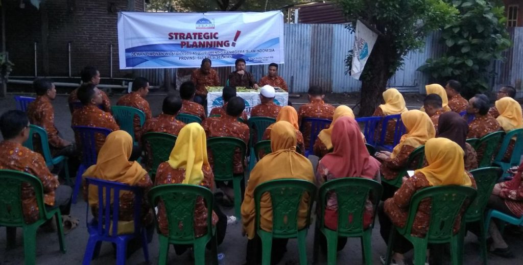 Penguatan Wawasan Islam Moderat, DPW AGPAII Sulsel Gelar Strategic Planning