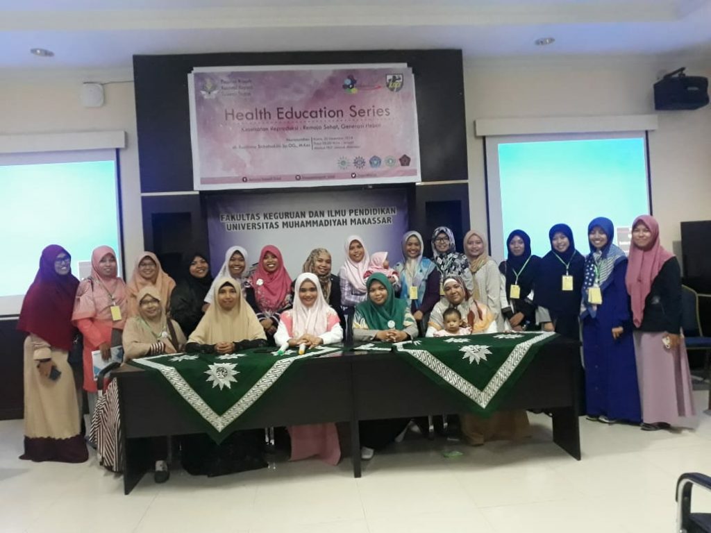 PWNA Sulsel Gelar Seminar Kesehatan dan Pelayanan Remaja Sehat