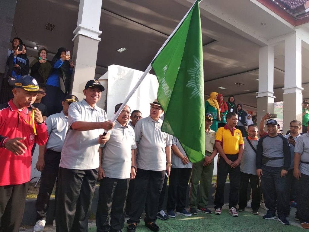 242 Hadiah Meriahkan Jalan Sehat Milad 107 Muhammadiyah di Wajo