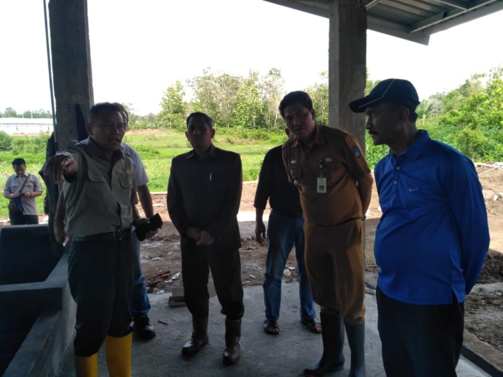 Kementan Kunjungi Kandang Sapi Unismuh di Bollangi