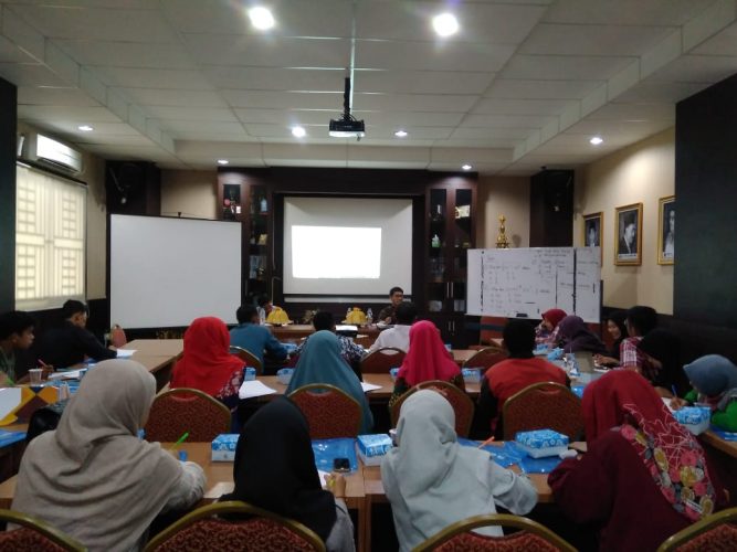 PLPKIK Unismuh Makassar Gelar Kelas Karir Persiapan Tes CASN