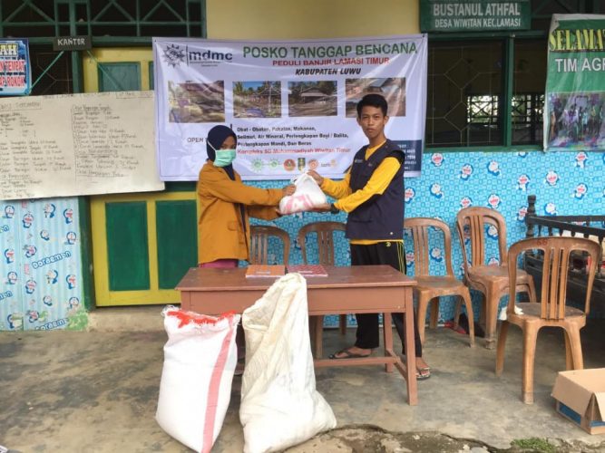 PC IPM Lamasi Timur Salurkan Bantuan Bencana Banjir Lewat MDMC