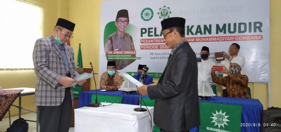 Dilantik Jadi Mudir Pesantren Darul Arqam Gombara, KH. Ahmad Tawalla Tekankan Kebersamaan