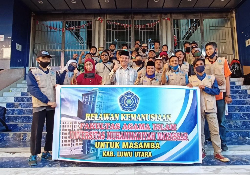 Lepas Relawan Kemanusiaan FAI Unismuh ke Masamba, Begini Pesan Ambo Asse