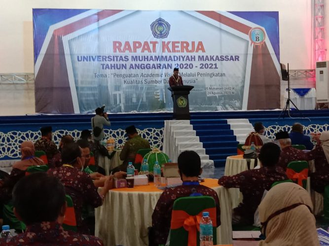 Pembukaan Raker Unismuh, Rektor Sampaikan 10 Strategi Capai Kampus Unggul