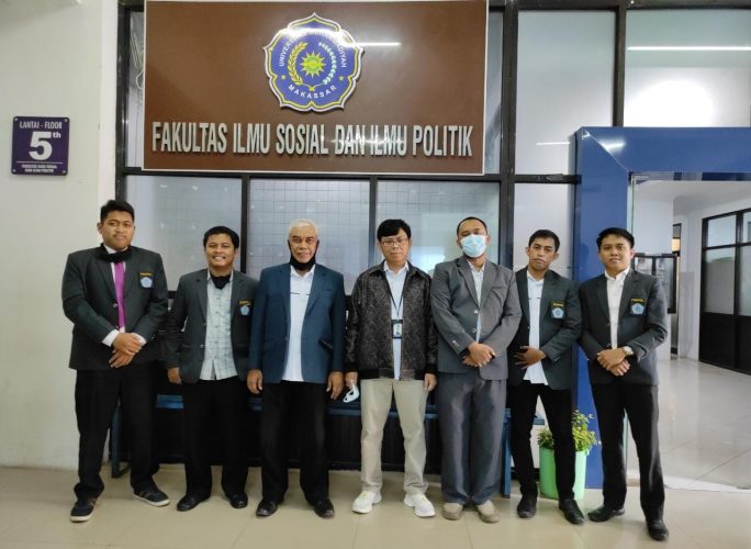 Milad Ke-57, Unismuh Makassar Gelar Lomba Kebersihan di Semua Unit Kerja