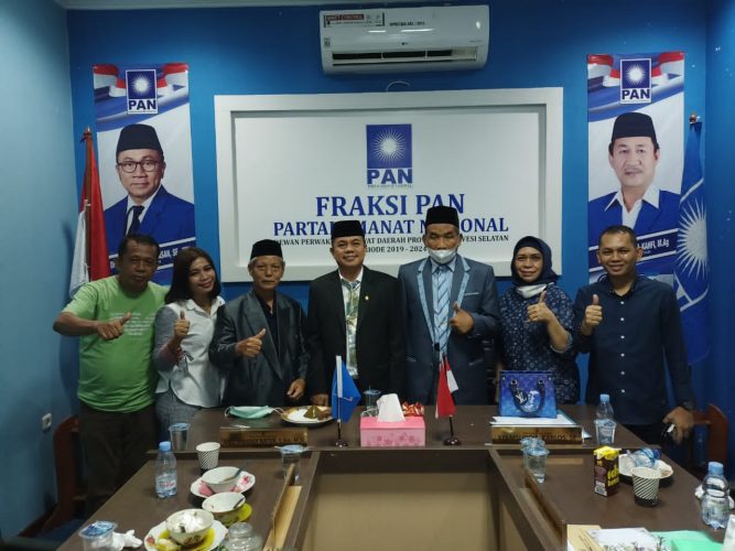 Mukhtar Badewing Resmi Gantikan Edy Manaf di DPRD Sulsel