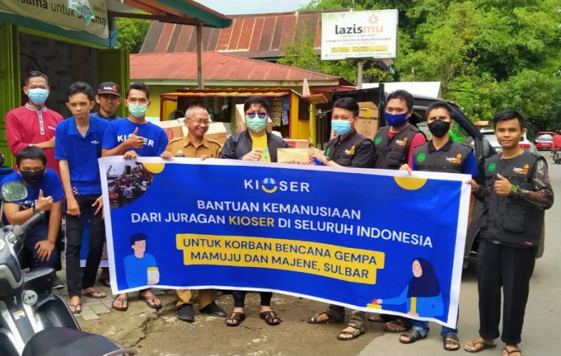 Peduli Sulbar, Kioser Salurkan Donasi melalui Lazismu Pangkep