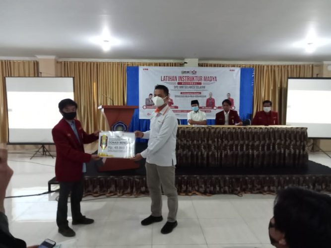 Peduli Korban NTT & NTB, IMM Sulsel Salurkan Donasi Bantuan