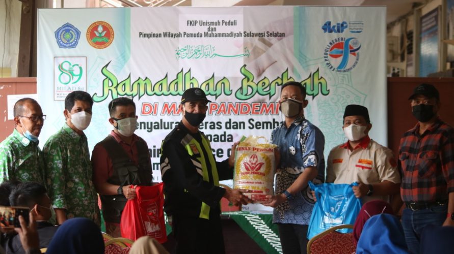 FKIP Unismuh & Pemuda Muhammadiyah Sulsel Kolaborasi Berbagi Sembako