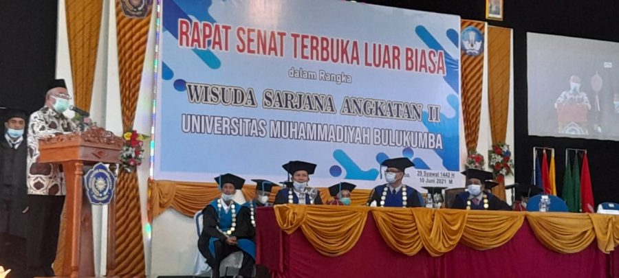 Muhadjir Effendy Puji Mahasiswa UM Bulukumba yang Sarjana Meski Pandemi