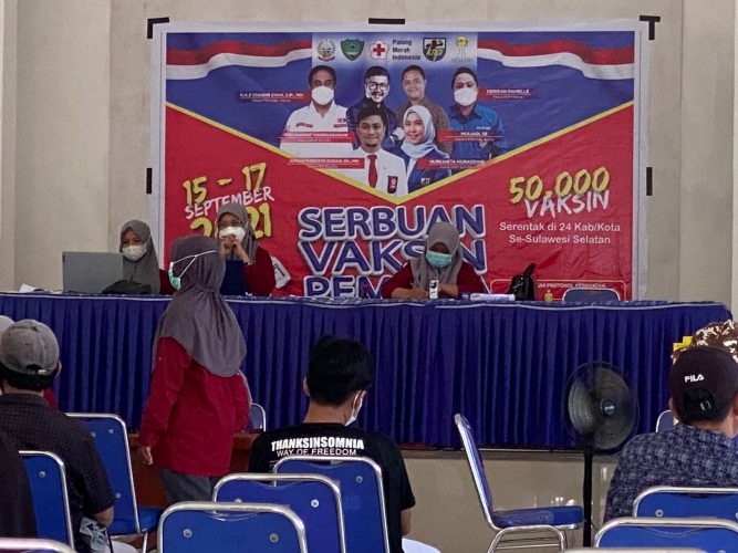 KNPI dan PMI Maros Lakukan Serbuan Vaksin Pemuda