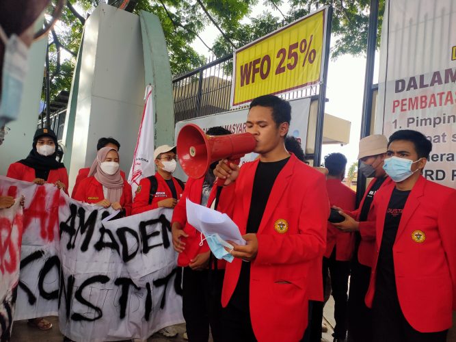 Gelar Aksi Demonstrasi di DPRD Sulsel, Berikut 7 Tuntutan BEM Hukum Unhas