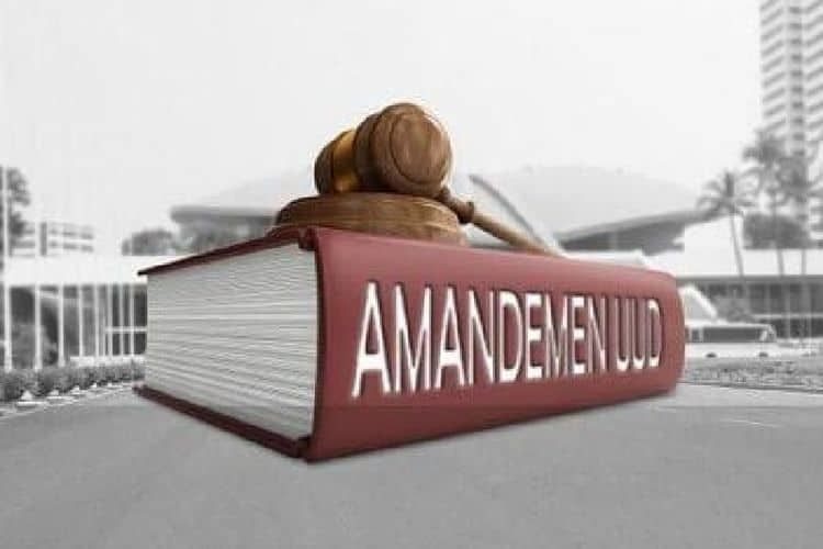 Mewaspadai Wacana Amandemen Konstitusi