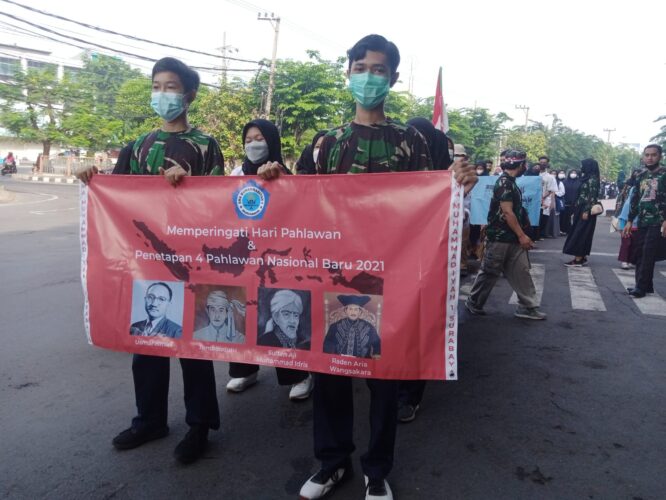 Pawai Hari Pahlawan