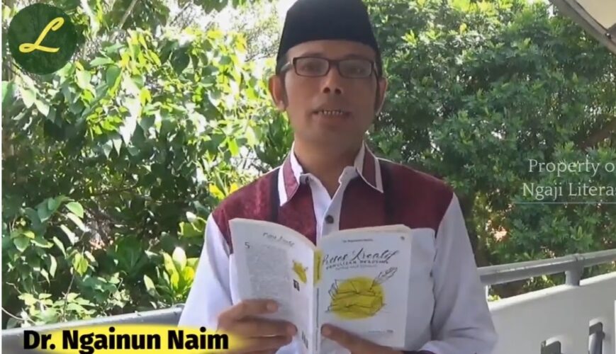 Prof. Dr. Ngainun Naim: Guru Pencari dan Pembagi Ilmu