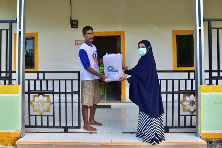 Berbagi Mukena, Andalan Mengaji Sasar Masjid di Lima Daerah di Sulsel