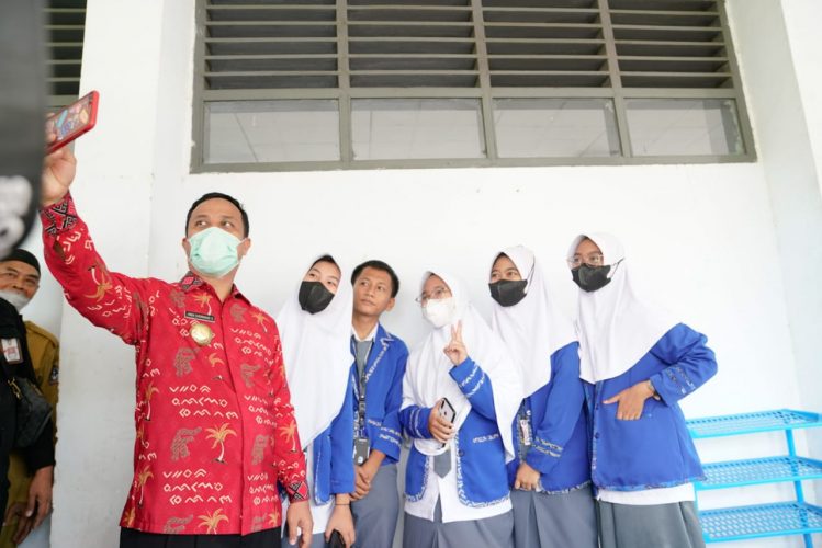 Bernostalgia di SMAN 1 Bone, Begini Pengakuan Teman dan Guru Sosok Gubernur Sulsel