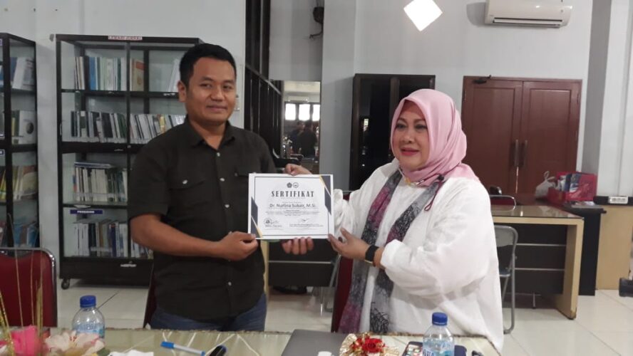 Perpustakaan Unismuh Makassar Bedah Buku Dinamika Sosial Masyarakat Urban