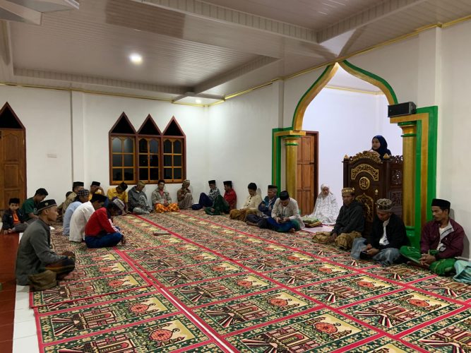 Tebar Benih Kebaikan, Tiga Santri MA PPM Tana Toraja Gelar Safari Ramadhan