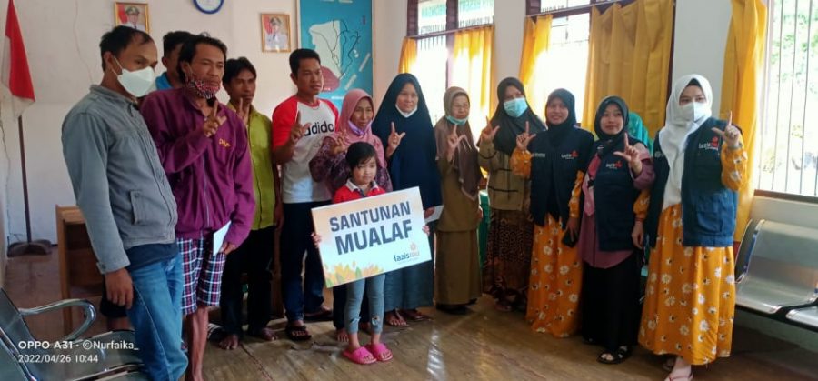 20 Muallaf Binaan Lazismu Muhammadiyah Sulawesi Selatan Terima Santunan Ramadan