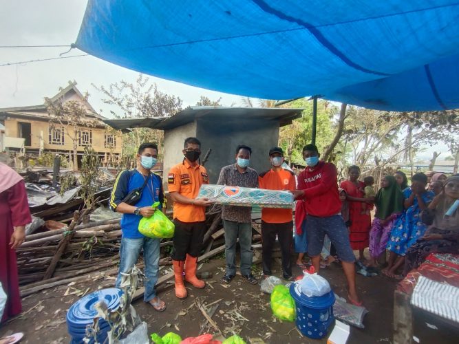 Gubernur Sulsel Kirim Bantuan untuk Korban Kebakaran di Takalar