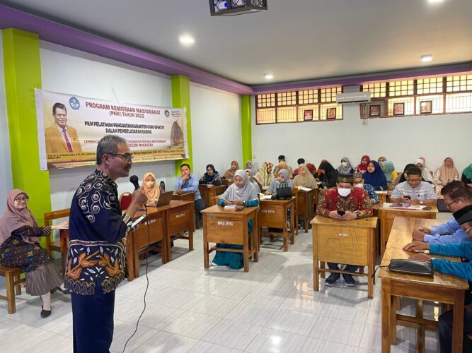 Dikdasmen PWM Sulsel Gandeng LPM UNM Latih Guru SMA Muhammadiyah se-Makassar