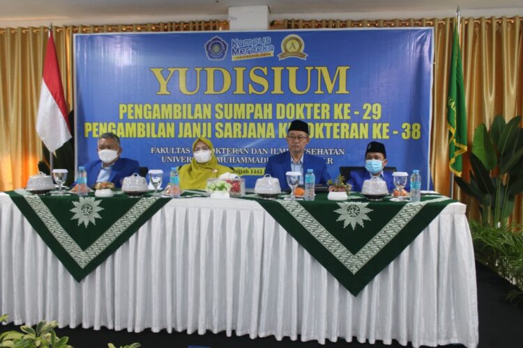 Gelar Yudisium, FKIK Unismuh Lahirkan 21 Dokter baru dan 4  Sarjana Kedokteran