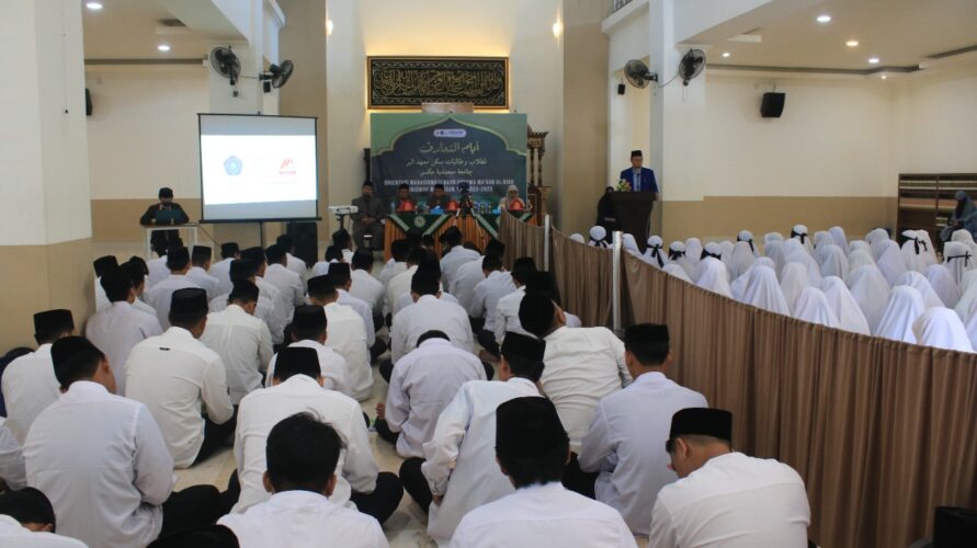 230 Maba Asrama Binaan Ma’had Al-Birr Unismuh Makassar Ikuti Ta’aruf