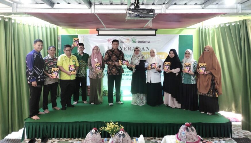 Digitalisasi, Dikdasmen Sulsel Salurkan Tablet dari Pusat ke Sekolah Muhammadiyah