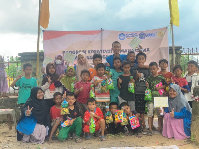 Tim PKM PM Unismuh Makassar Berikan Edukasi Pancasila pada Anak di Pangkep