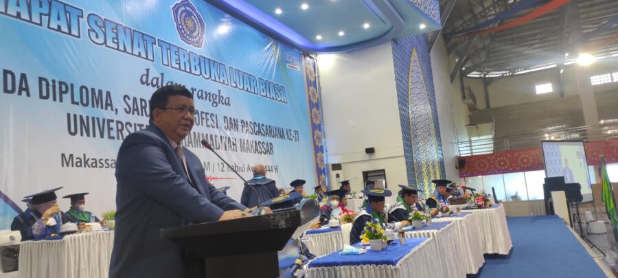 Wisuda ke-77 Unismuh, Prof Lincolin: Pandai Tidak Cukup, Harus Inovatif