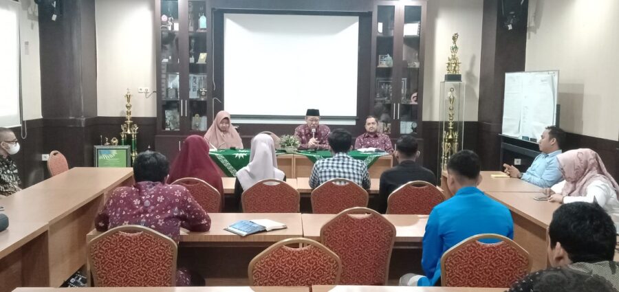 Rektor Unismuh Makassar Beri Kuliah Perdana di Prodi Hukum Bisnis