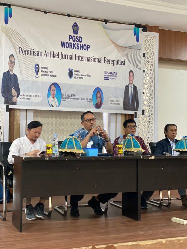 Implementasi Kerja Sama, PGSD Unismuh Makassar dan PGSD UPI Sumedang Gelar Workshop Penulisan Artikel Jurnal Internasional