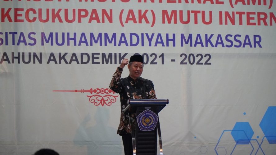 Target Akreditasi Unggul 2024, Rektor Unismuh Prof Ambo Asse Buka Upgrading AMI dan AK