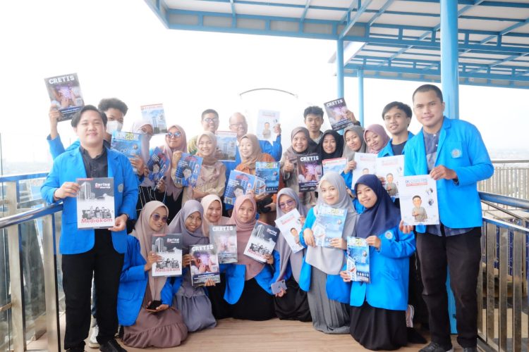 Mahasiswa Ilmu Komunikasi Unismuh Makassar Gelar Peluncuran Majalah Digital