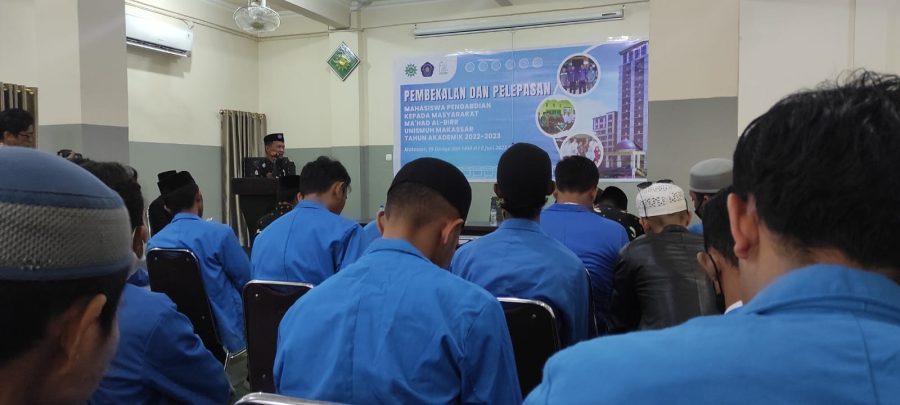 Wakil Rektor IV Mawardi Pewangi Buka Pembekalan Program Pengabdian Mahasiswa Ma’had Al-Birr Unismuh