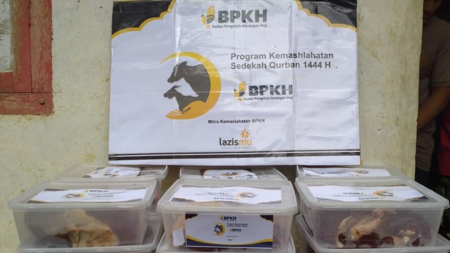 Kolaborasi BPKH-Lazismu Bantaeng, Salurkan Daging Kurban Tanpa Kantong Plastik