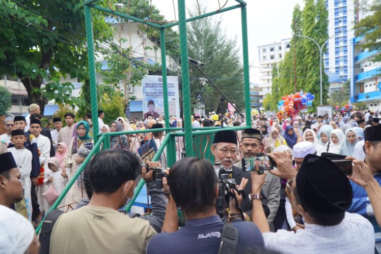 Ribuan Jamaah Salat Idul Adha Padati ke Pelataran Kampus Unismuh Makassar, Rabu, 28 Juni 2023