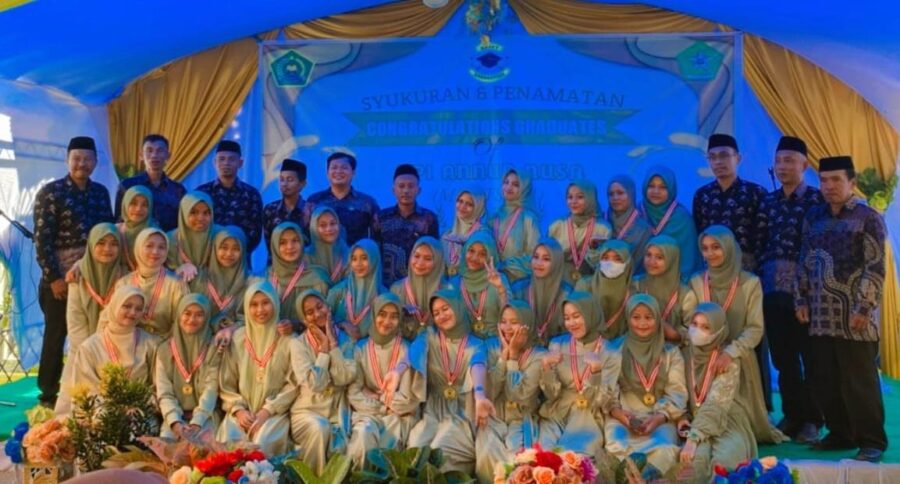 Sejumlah Alumni MAS An Nur Nusa Bone Selatan Daftar Jadi Mahasiswa Baru di Unismuh Makassar