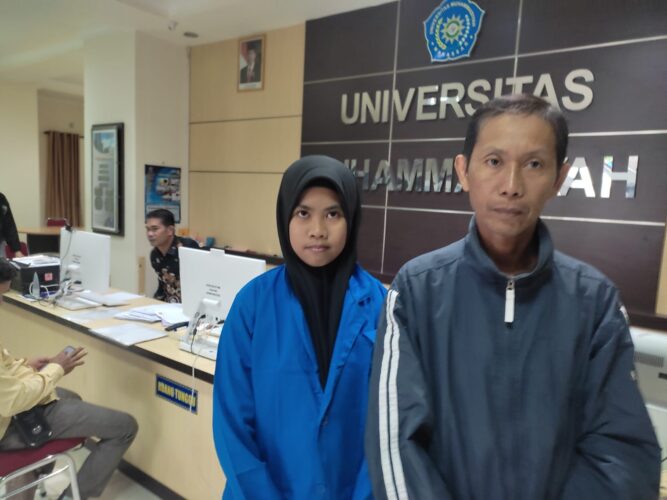 Orang Tua Mahasiswa Baru Unismuh Nur Fitri Ariani Berharap Anaknya Selesai Studi Tepat Waktu