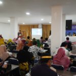 Saleh Molla Raih Doktor; Sidang Promosi Teramai di Unismuh Makassar