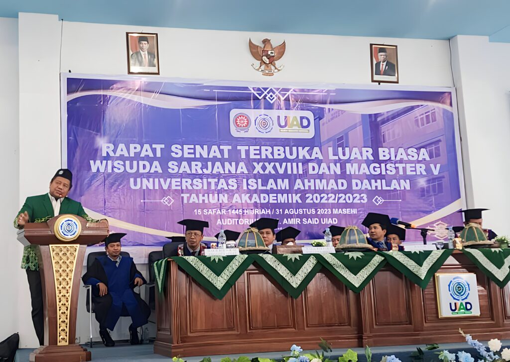 UIAD Wisuda 493 Orang dan Jadi Pilot Project, Arifuddin: Prestasi Luar Biasa!