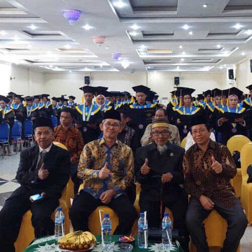 Hadiri Wisuda IKIP Muhammadiyah Maumere, Ketua PP Muhammadiyah Irwan Akib Merasa Terharu