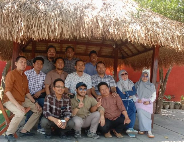 FISIP Unismuh Makassar Gelar Rapat Evaluasi dan Persiapan Pembelajaran 2023-2024 di Villa Saung Beba Galesong Takalar