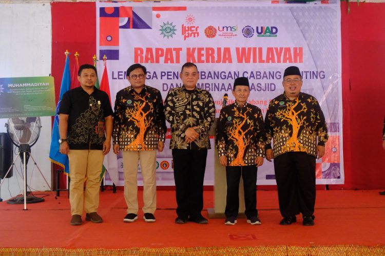 Pj Bupati Sinjai Buka Rakerwil LPCR-PM PWM Sulsel