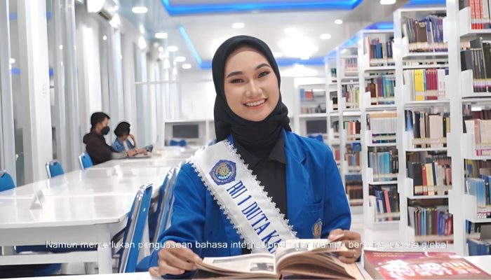 Pesan Mahasiswa Berprestasi Unismuh Kharisma Saputri Bagi Siswa SMA